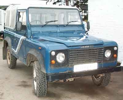 Land Rover diesel pickup
